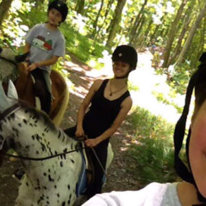 Meet your Posher, Alyssa